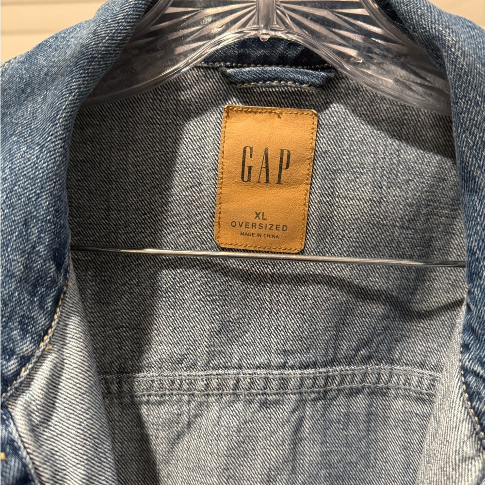 Gap Oversized Icon Denim Jacket - size XL - Picture 2 of 5